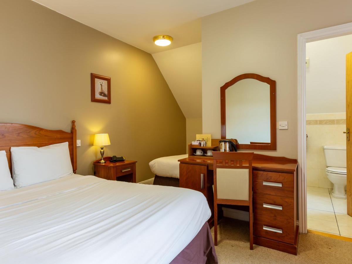 Tudor House Guest House 邓加文 外观 照片
